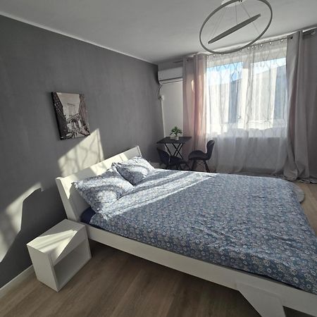 Garsoniera - Moderna - Timisoara Apartment Luaran gambar